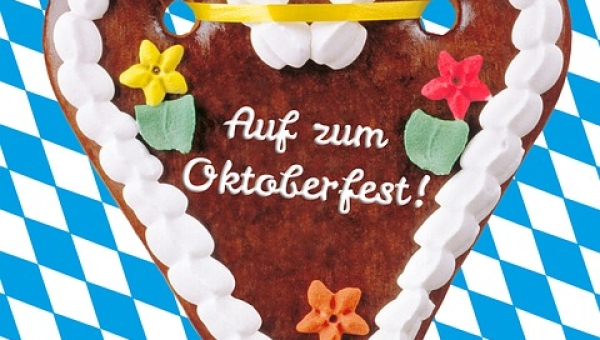 Oktoberfest rund um das Gemeindehaus